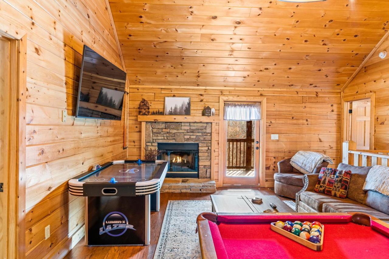 The Sly Fox - Recently Updated/ Ideal Pf Location Pigeon Forge Eksteriør billede