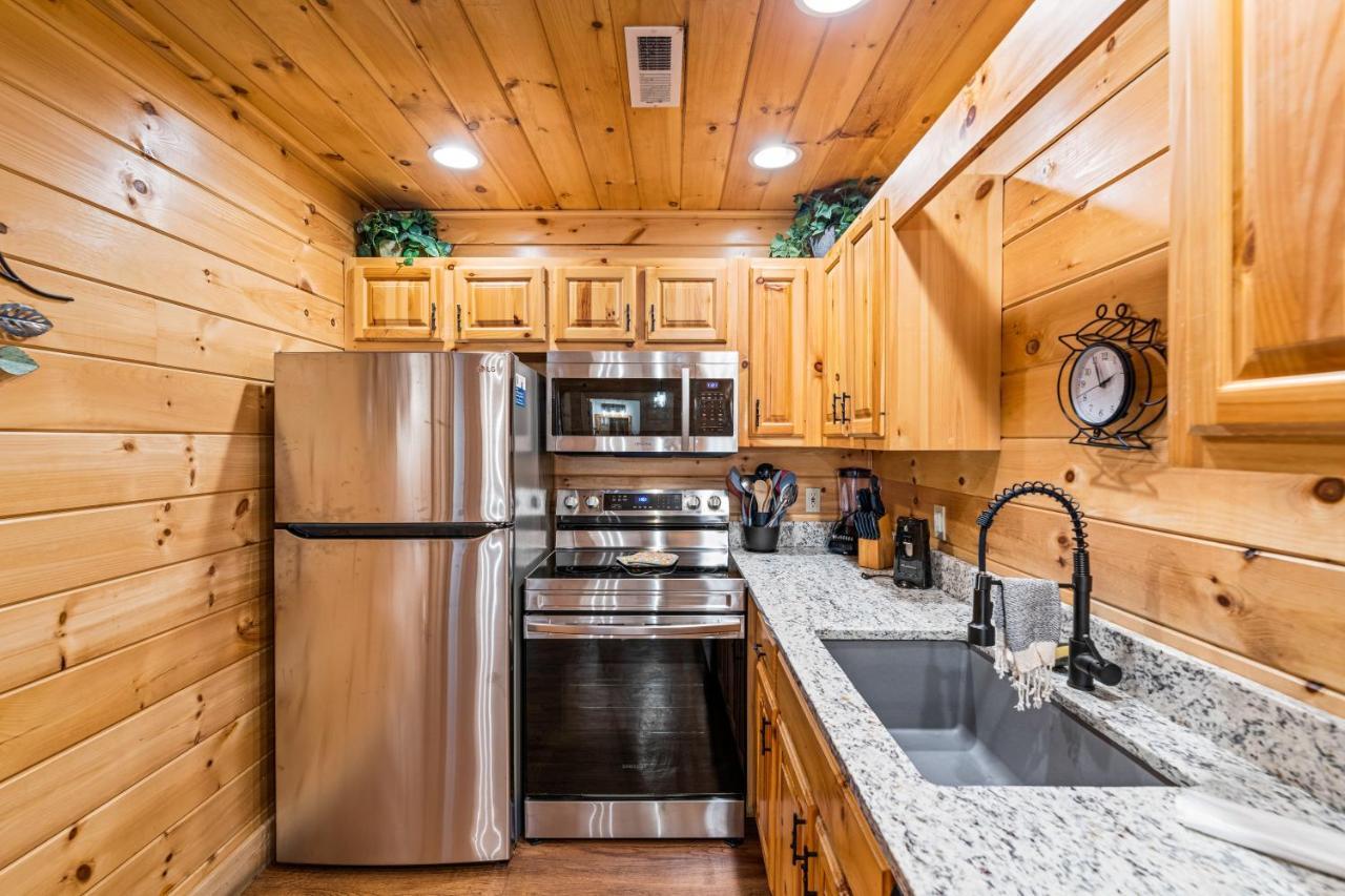 The Sly Fox - Recently Updated/ Ideal Pf Location Pigeon Forge Eksteriør billede
