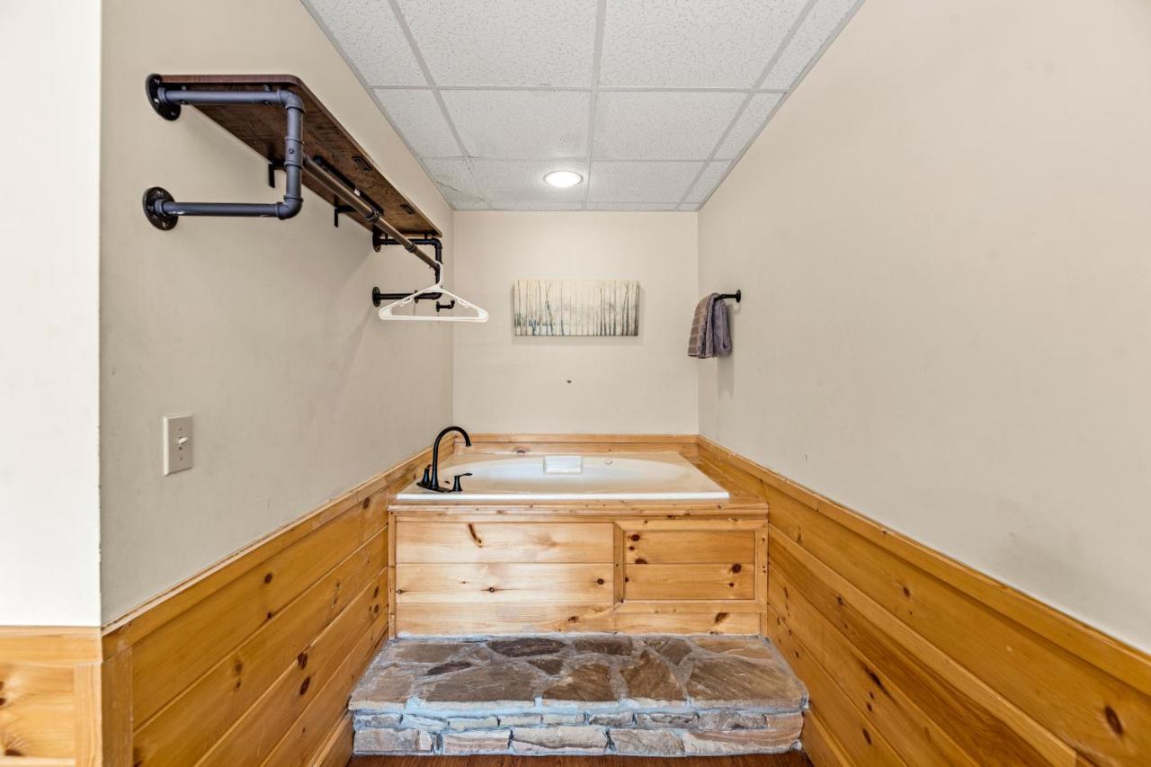 The Sly Fox - Recently Updated/ Ideal Pf Location Pigeon Forge Eksteriør billede