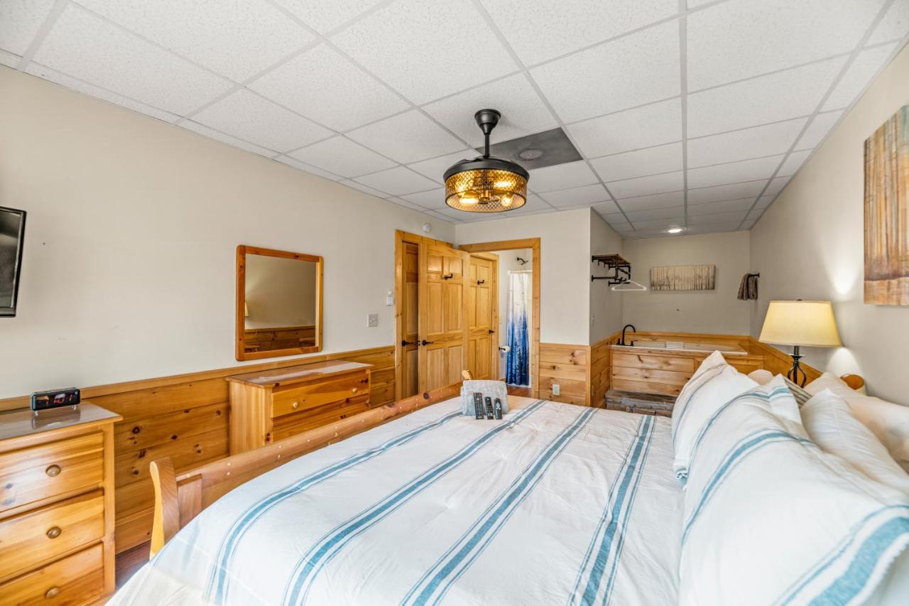 The Sly Fox - Recently Updated/ Ideal Pf Location Pigeon Forge Eksteriør billede