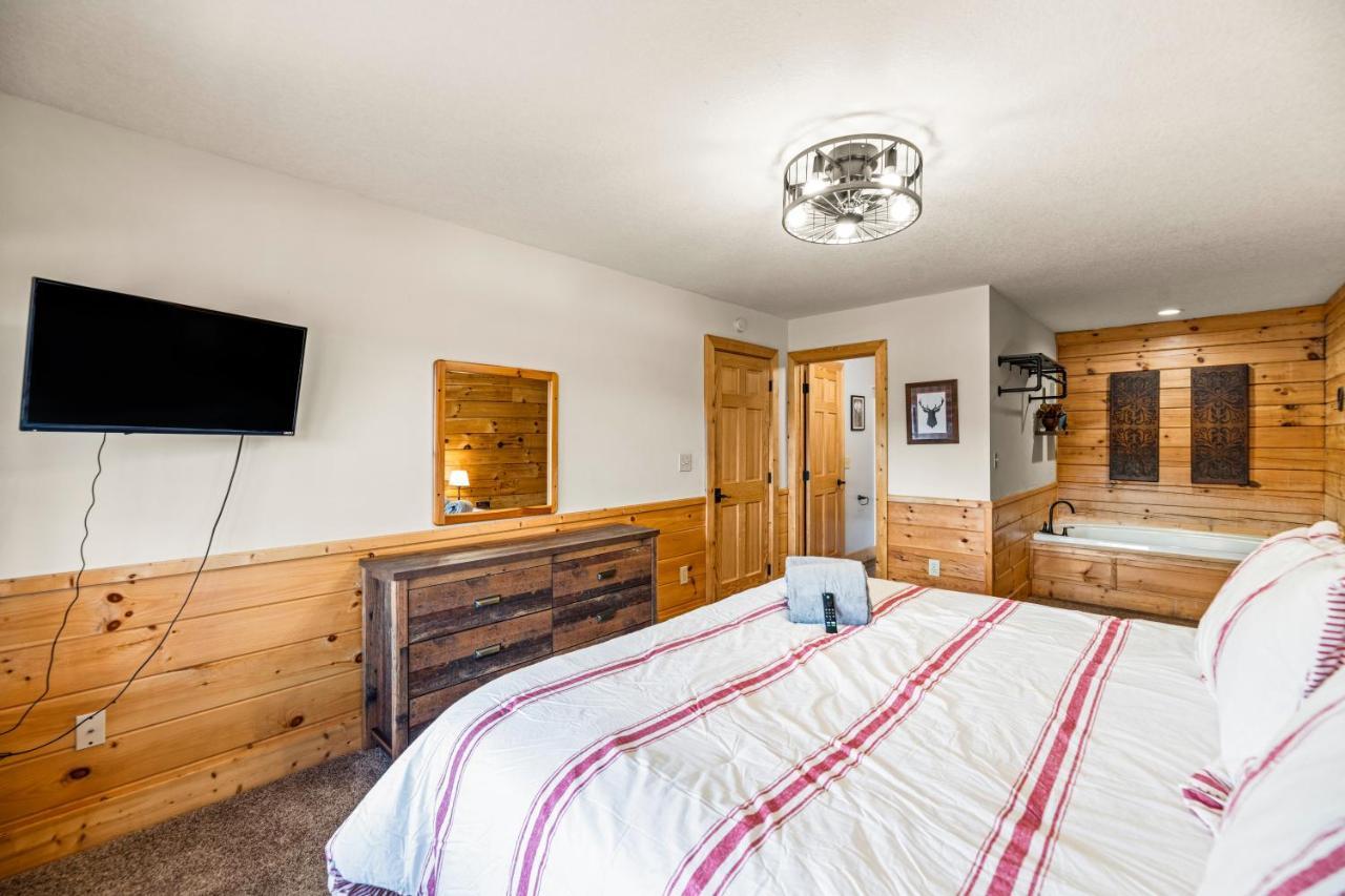 The Sly Fox - Recently Updated/ Ideal Pf Location Pigeon Forge Eksteriør billede