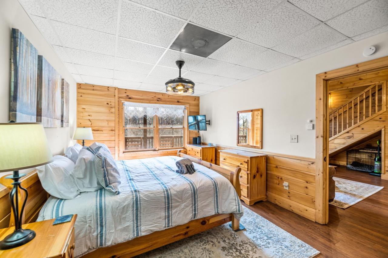 The Sly Fox - Recently Updated/ Ideal Pf Location Pigeon Forge Eksteriør billede